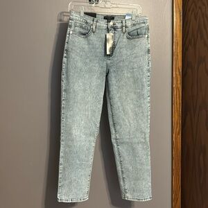 Slim fit high rise jeans